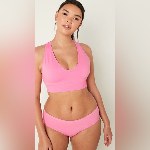 PINK Victoria's Secret Seamless Plunge Bralette - Picture 4 of 7